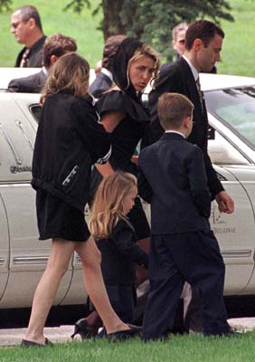 Owen Hart's wife and kids.